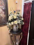 DECORE  Look at me / Indoors silk flower arrangement
